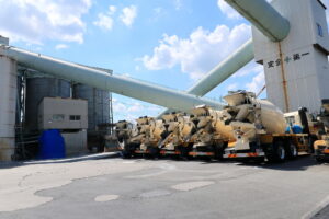 セメント工場の潤滑剤